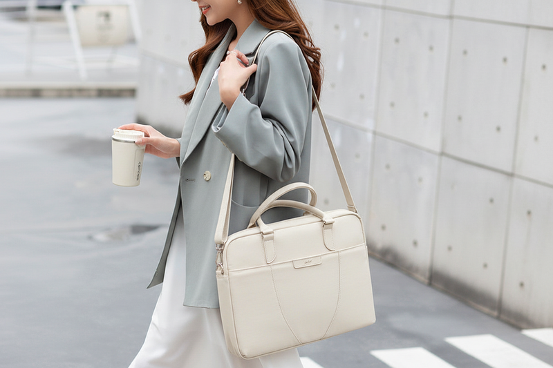CapsaTech™ Chic Laptop Handbag