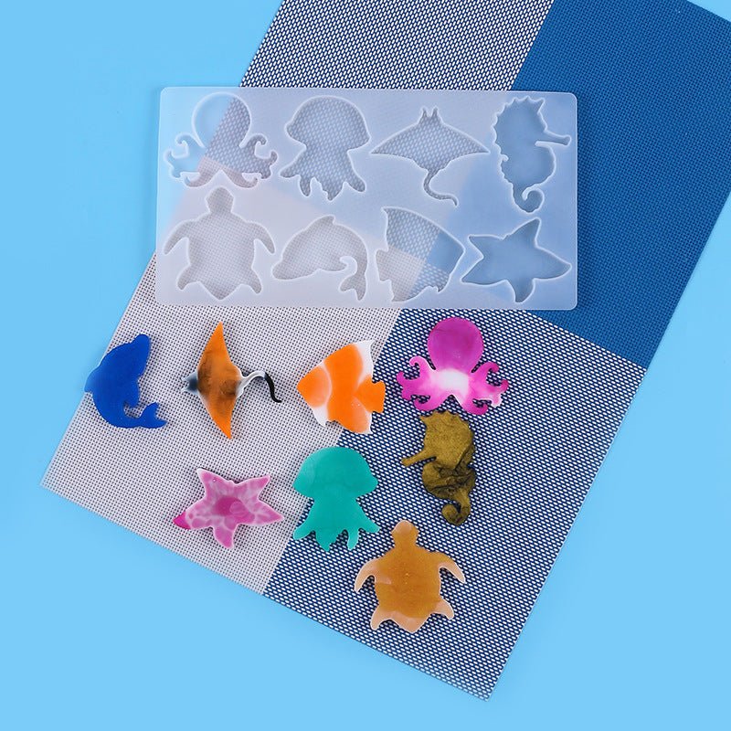 DIY Crystal Drip Silicone Mold for Keychains (1pc) - Trusted Best Sellers™. All Rights Reserved. Trusted Best Sellers LLC.
