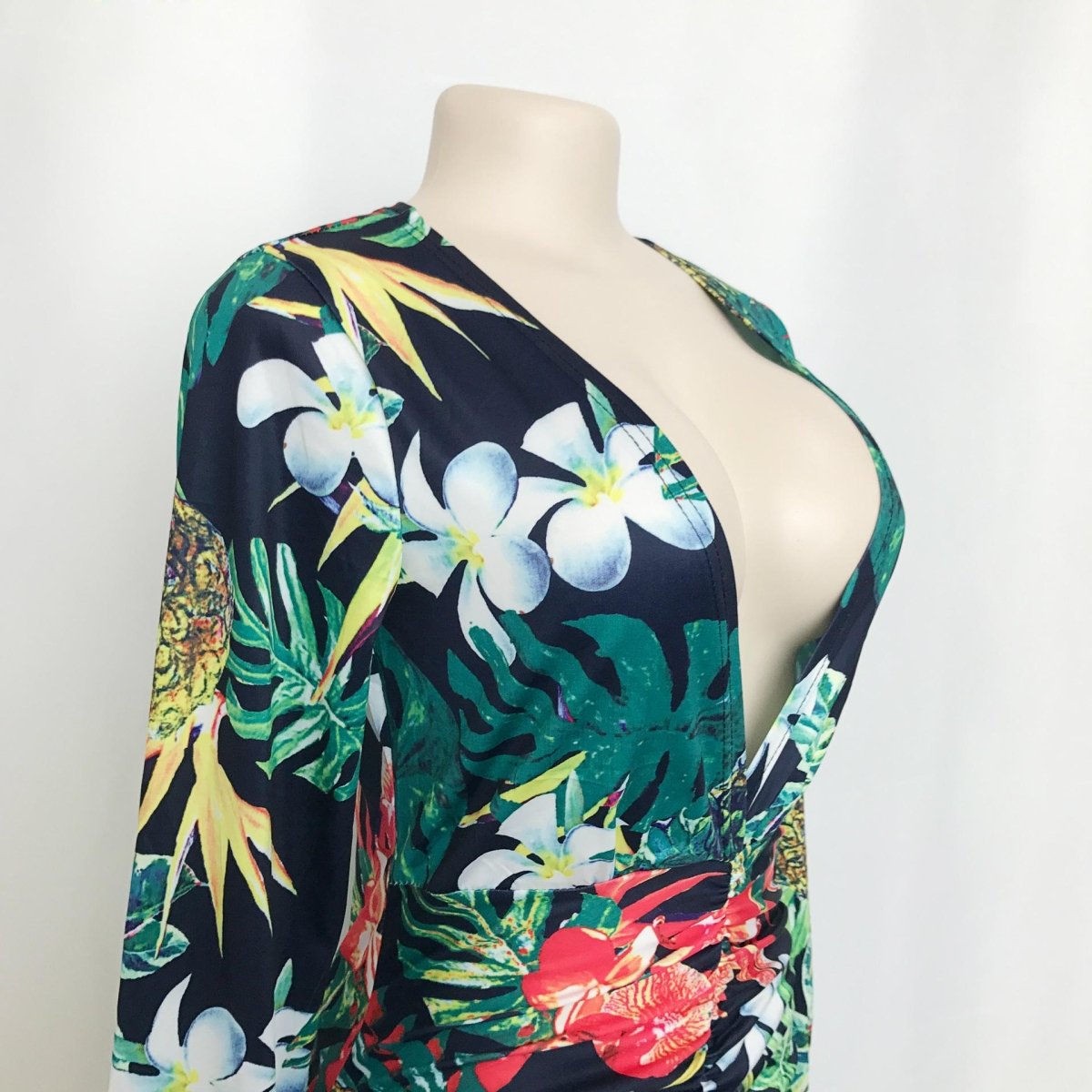 The Paradise Long-sleeved Maxi Dress - Bold Floral Print High Waist V-Neck With Split - Trusted Best Sellers™